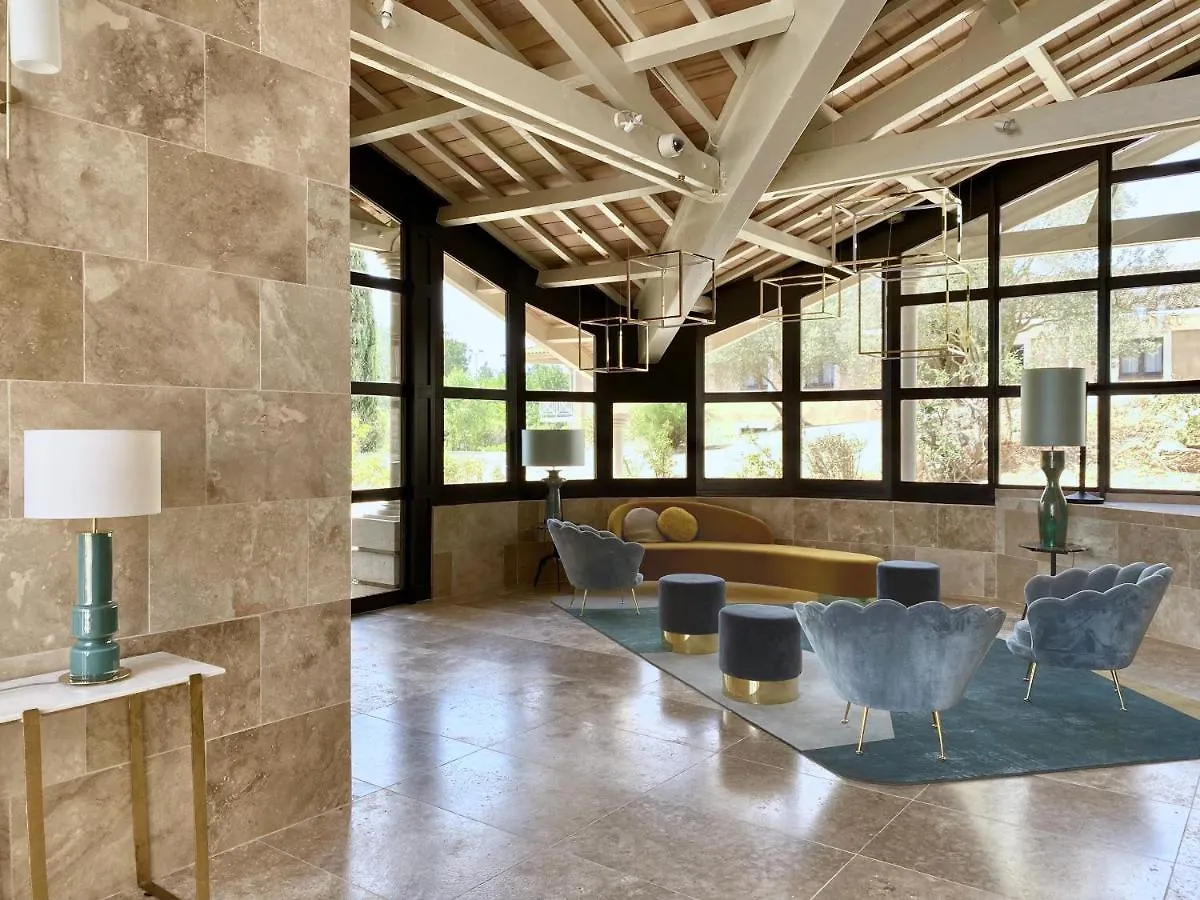 Domaine De La Reynaude Hotel Aurons