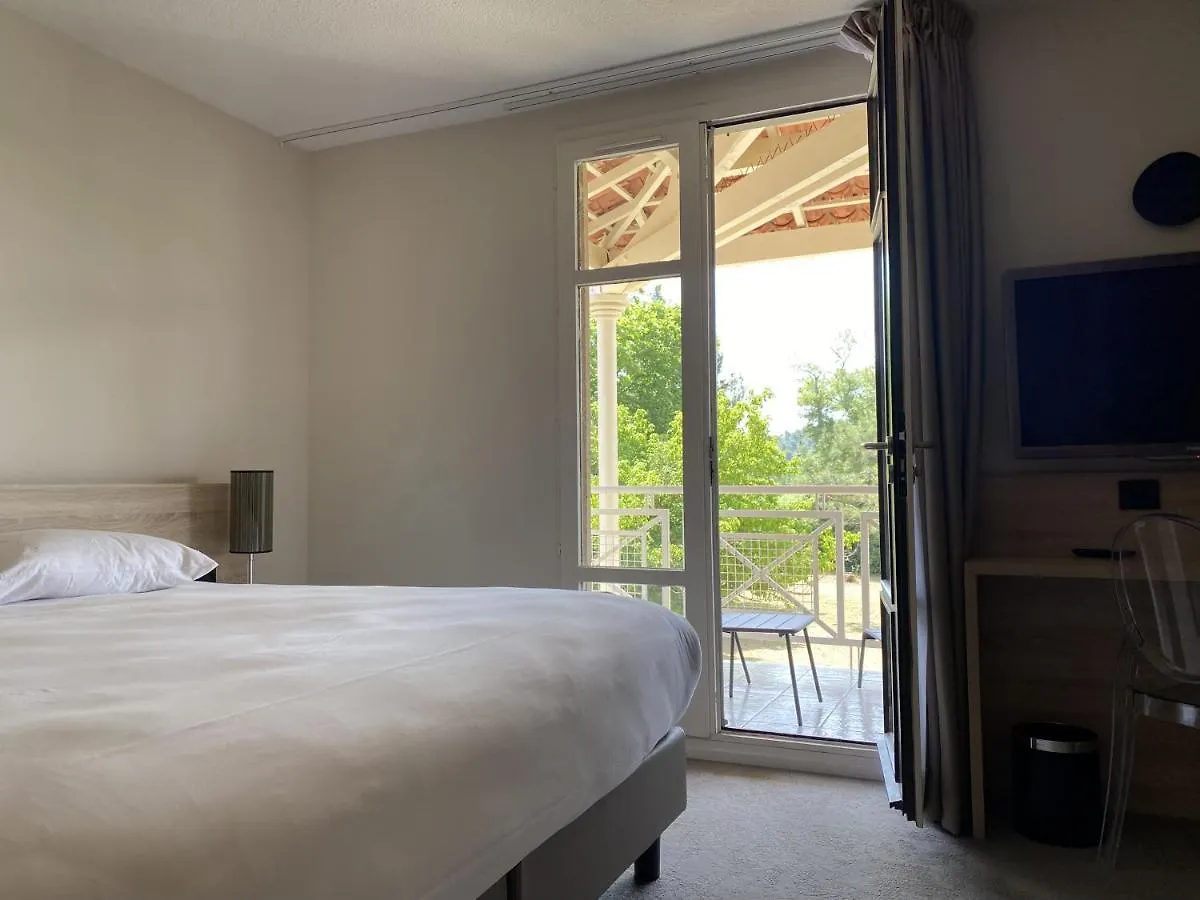 Domaine De La Reynaude Hotel Aurons 4*,