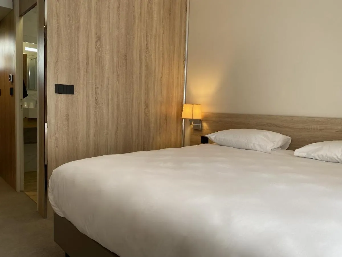 Domaine De La Reynaude Hotel Aurons