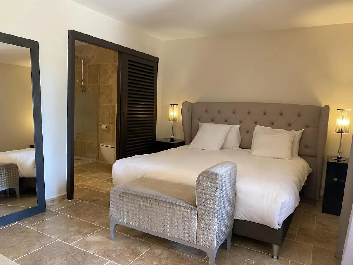 Domaine De La Reynaude Hotel Aurons